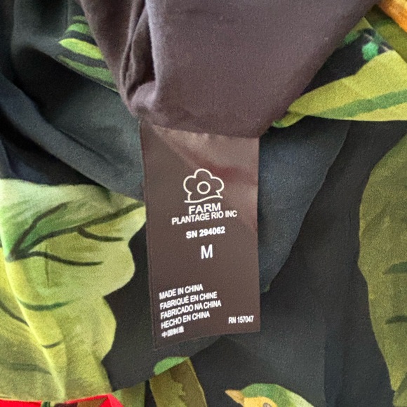 Beautiful V-neck summer print dress. - Picture 5 of 8